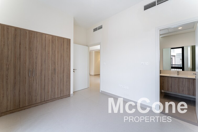  Villa for Sale, Dubai South, Dubai