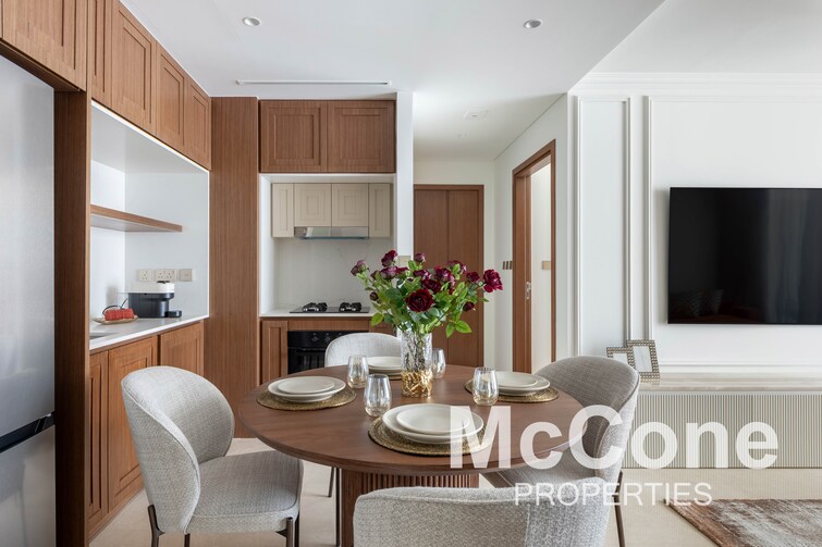 EMAAR Beachfront Apartment for Sale, Dubai Harbour, Dubai