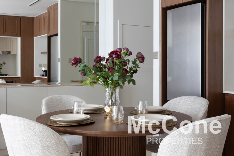 EMAAR Beachfront Apartment for Sale, Dubai Harbour, Dubai