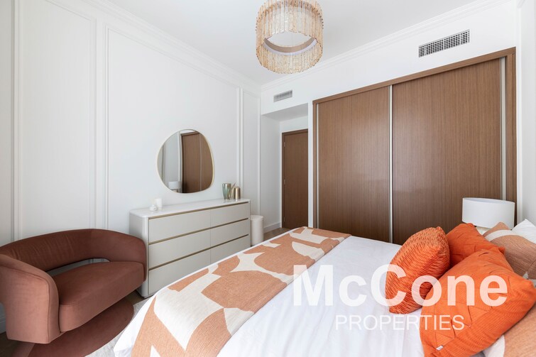 EMAAR Beachfront Apartment for Sale, Dubai Harbour, Dubai