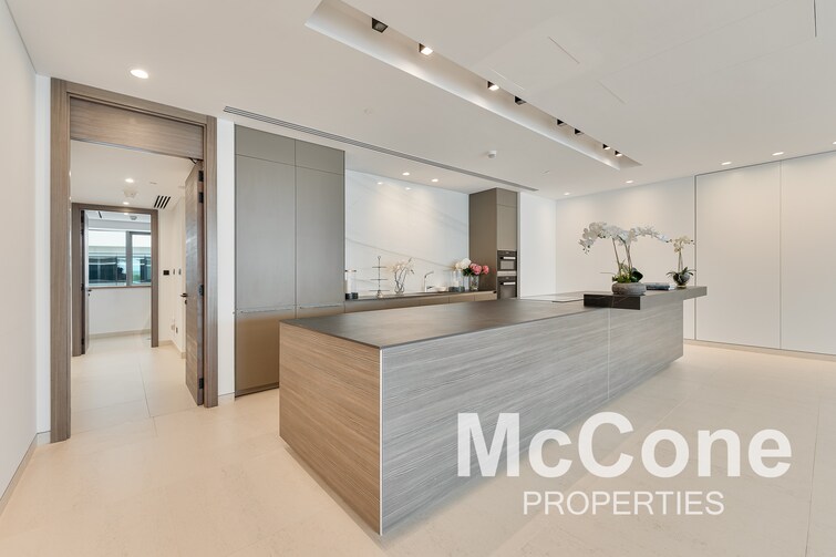 W Residences Apartment for Sale, Palm Jumeirah, Dubai