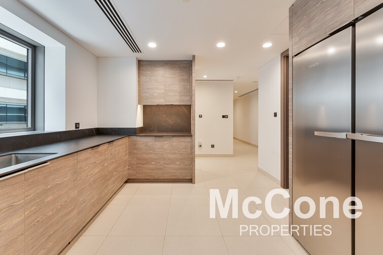 W Residences Apartment for Sale, Palm Jumeirah, Dubai