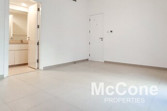 2 BR Apartment For Sale in Zahra Apartments 2A