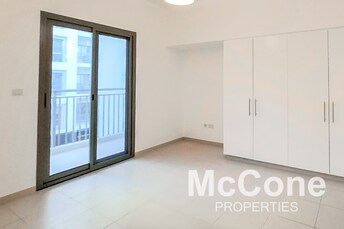 2 BR Apartment For Sale in Zahra Apartments 2A