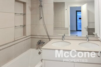 2 BR Apartment For Sale in Zahra Apartments 2A