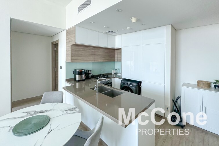 Studio One Tower Apartment for Sale, Dubai Marina, Dubai