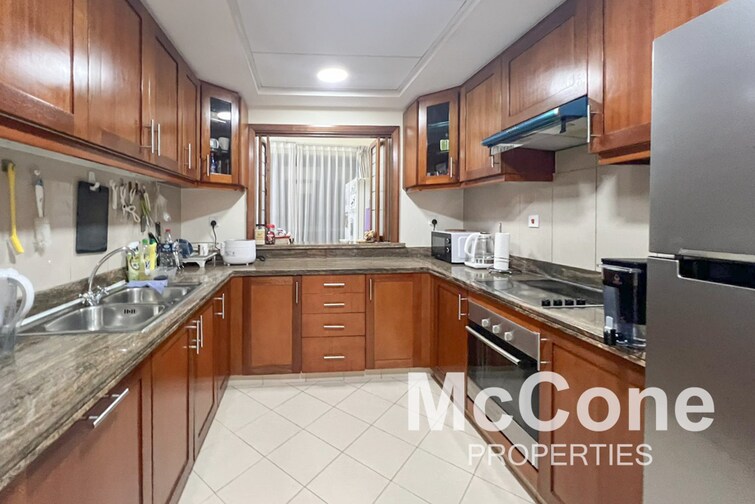 Golf Tower Apartment for Sale, The Views, Dubai