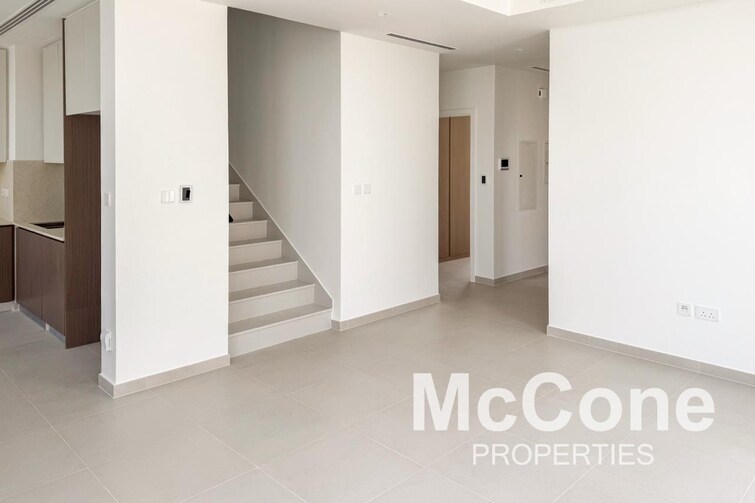  Townhouse for Sale, Dubai South, Dubai