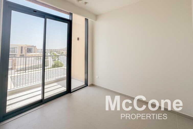  Townhouse for Sale, Dubai South, Dubai