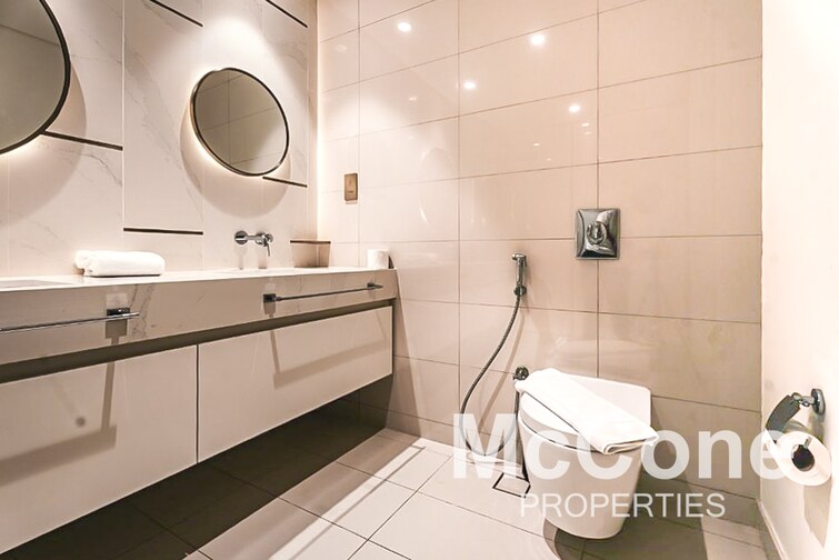  Apartment for Sale, Dubai Harbour, Dubai