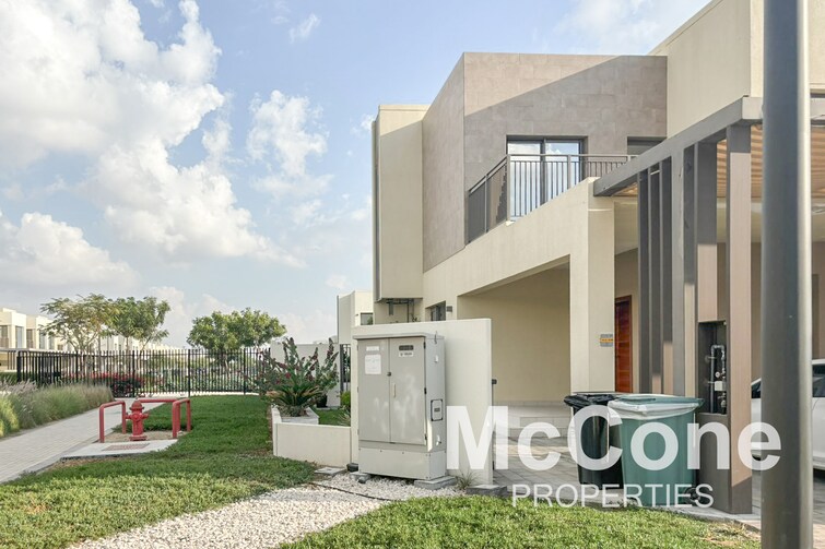  Villa for Sale, Dubai South, Dubai
