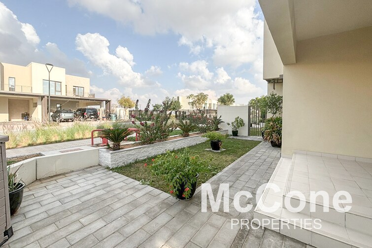  Villa for Sale, Dubai South, Dubai