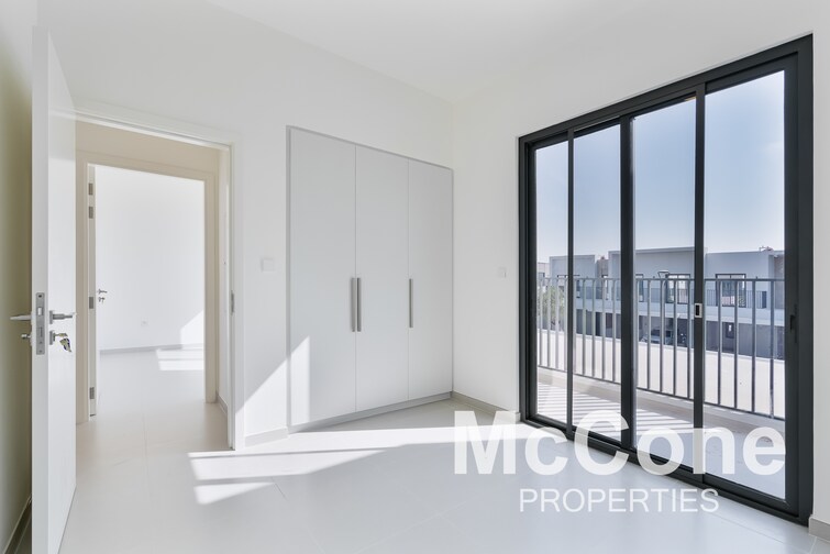  Villa for Sale, Dubai South, Dubai