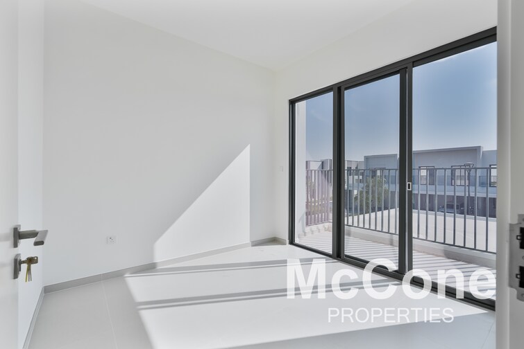  Villa for Sale, Dubai South, Dubai