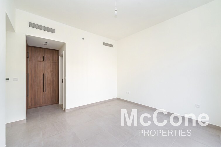 Ascot Residences Apartment for Sale, Town Square, Dubai