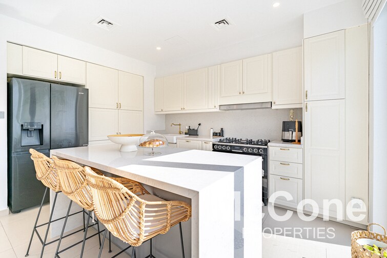 Sun Townhouse for Sale, Arabian Ranches 3, Dubai