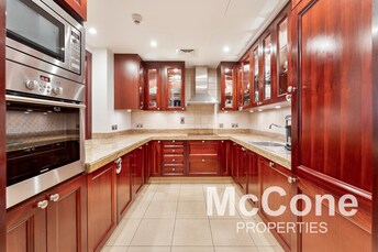 Apartment For Sale in Miska