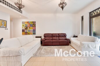 Apartment For Sale in Miska