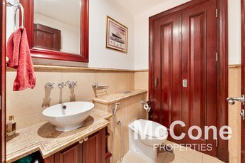 Apartment For Sale in Miska