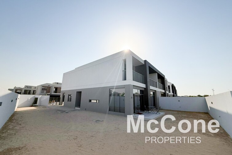 The Pulse Villa for Sale, Dubai South, Dubai