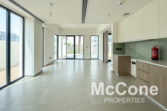 4 BR Townhouse For Sale in Eden