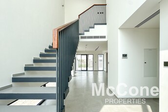 4 BR Townhouse For Sale in Eden