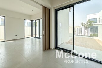 4 BR Townhouse For Sale in Eden