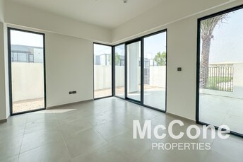 4 BR Townhouse For Sale in Eden