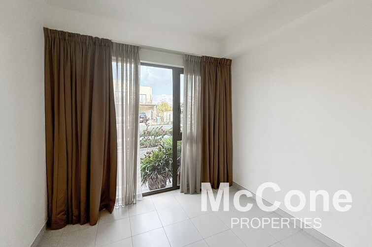  Townhouse for Sale, Dubai South, Dubai