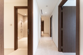 EMAAR Beachfront Apartment for Sale, Dubai Harbour, Dubai