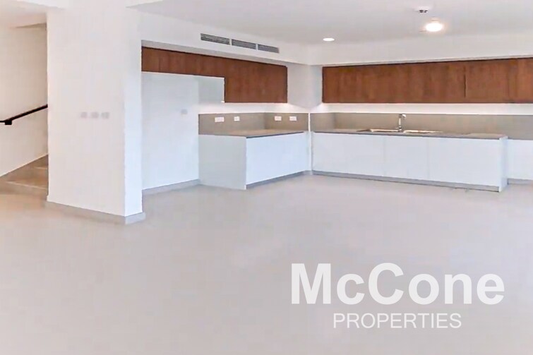  Townhouse for Sale, Dubai South, Dubai