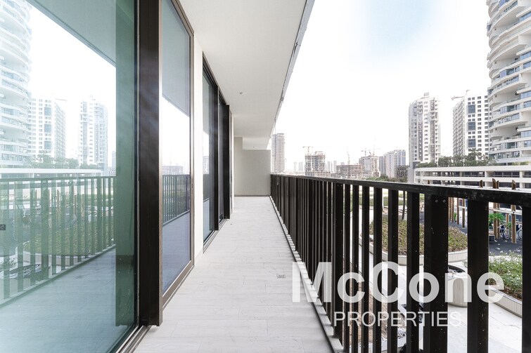Luma Park Views Apartment for Sale, Jumeirah Village Circle (JVC), Dubai
