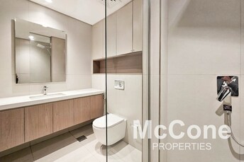 Apartment For Sale in Amalia Residences