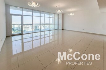 3 BR Apartment For Sale in Topaz Avenue