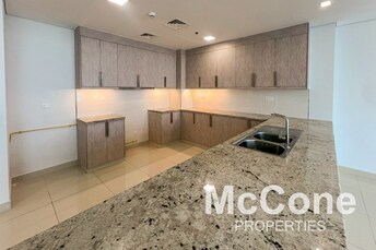 3 BR Apartment For Sale in Topaz Avenue