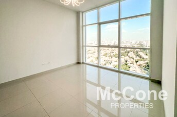 3 BR Apartment For Sale in Topaz Avenue