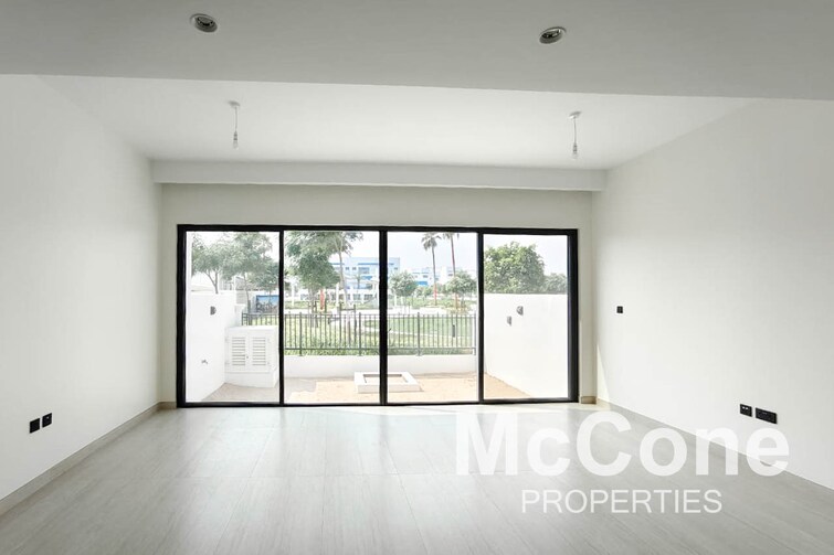 Santorini Townhouse for Sale, Damac Lagoons, Dubai