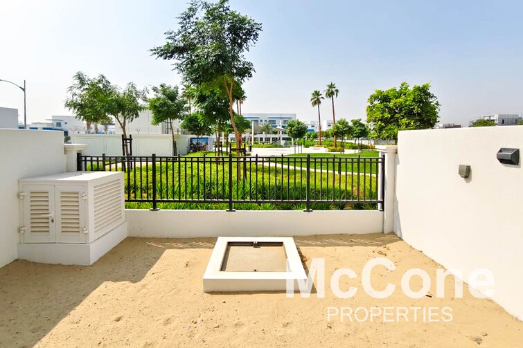 Santorini Townhouse for Sale, Damac Lagoons, Dubai