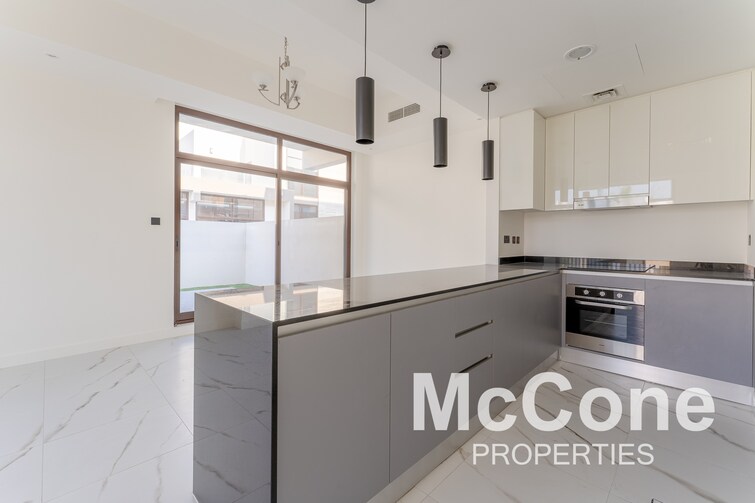 District 11 Townhouse for Sale, Mohammed Bin Rashid City, Dubai