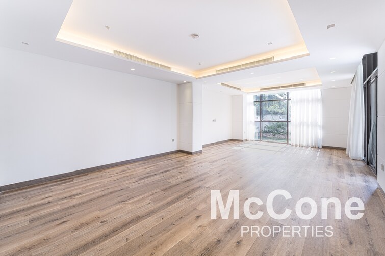  Villa for Sale, DAMAC Hills, Dubai