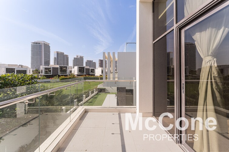  Villa for Sale, DAMAC Hills, Dubai