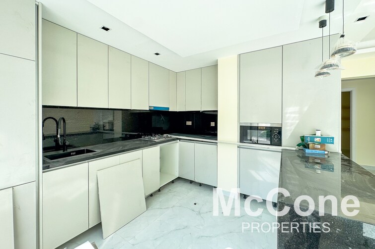  Villa for Sale, The Springs, Dubai