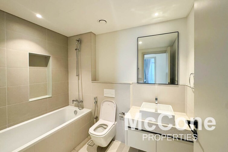  Apartment for Sale, Dubai Harbour, Dubai