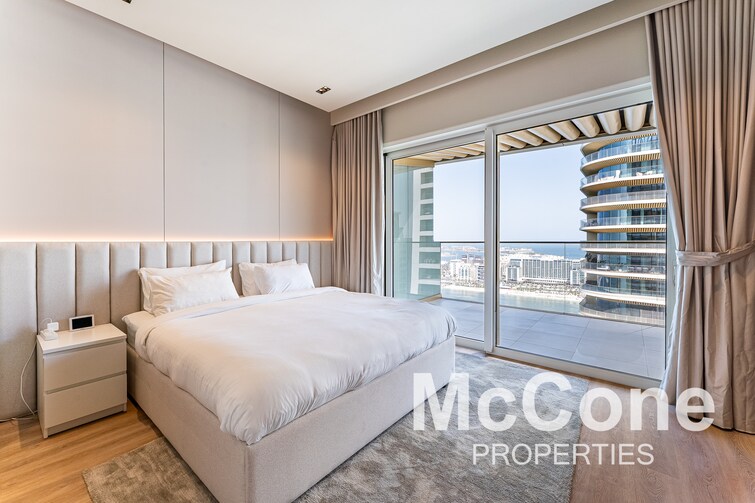 EMAAR Beachfront Apartment for Sale, Dubai Harbour, Dubai