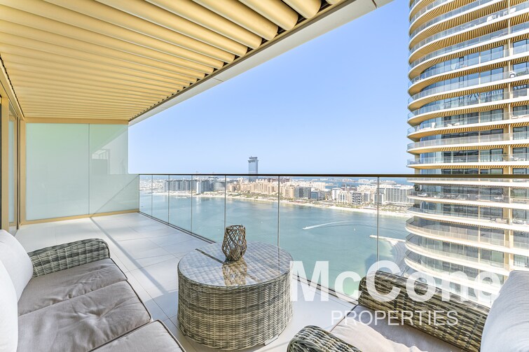 EMAAR Beachfront Apartment for Sale, Dubai Harbour, Dubai