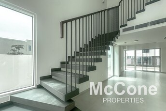 Townhouse For Sale in NARA Townhouses