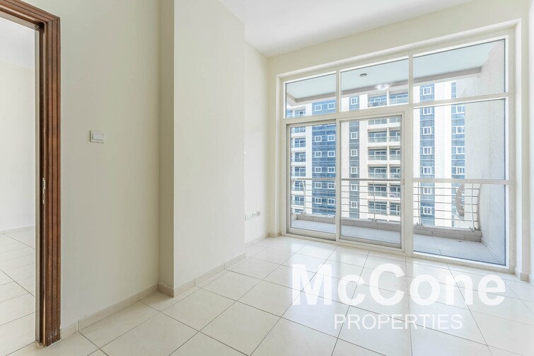 Royal Residence Apartment for Sale, Dubai Sports City, Dubai