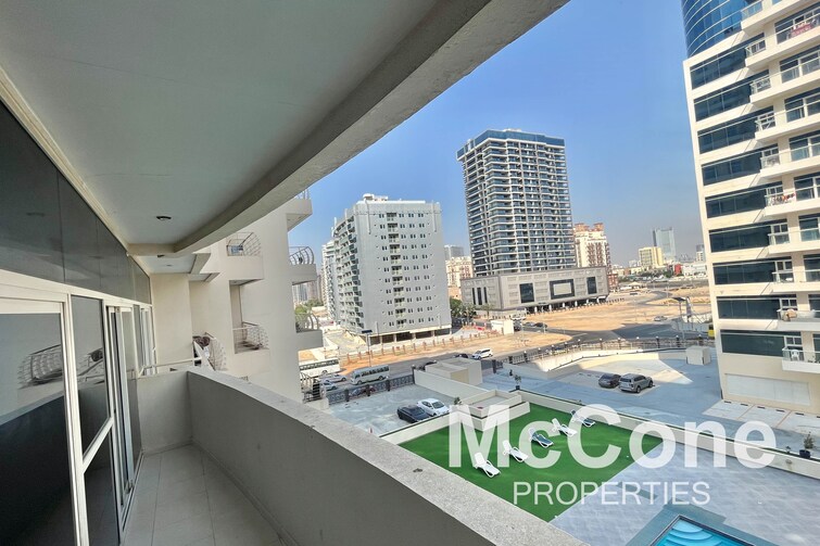 Royal Residence Apartment for Sale, Dubai Sports City, Dubai