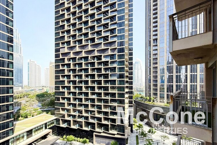 Standpoint Towers Apartment for Sale, Downtown Dubai, Dubai