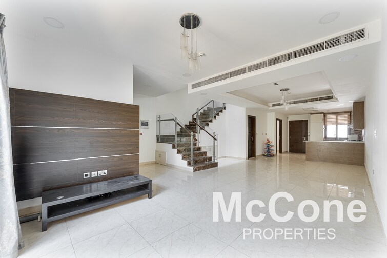 JVC District 14 Villa for Sale, Jumeirah Village Circle (JVC), Dubai